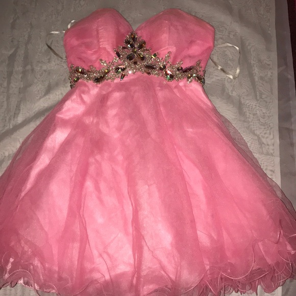 Dress - Picture 1 of 4